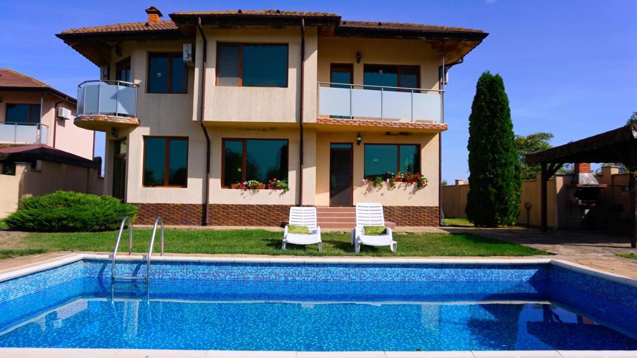 Вила Ваня - Villa Vania Bŭlgarevo Exterior foto
